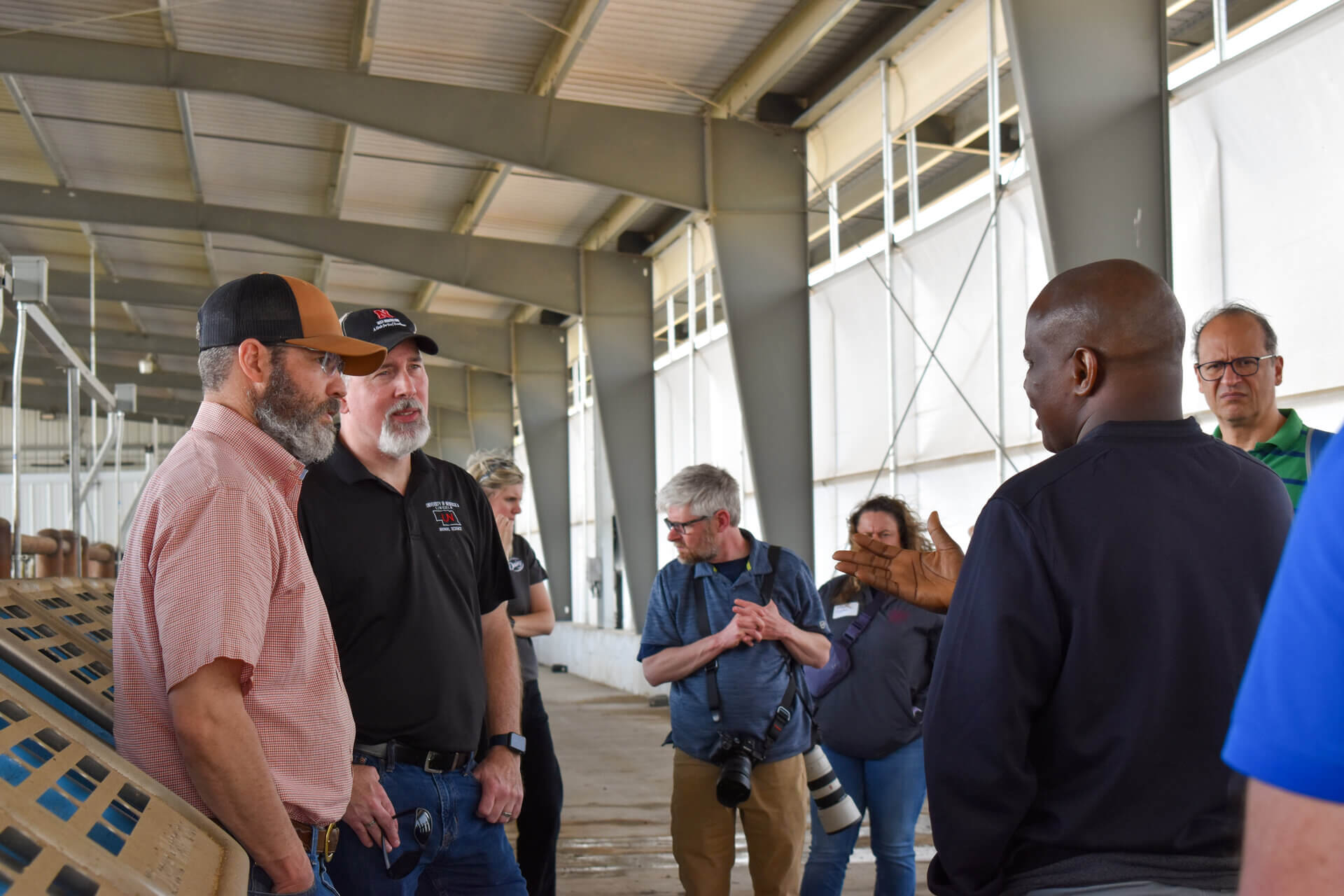 Feedlot technology tour of Klopfenstein feed tech barn