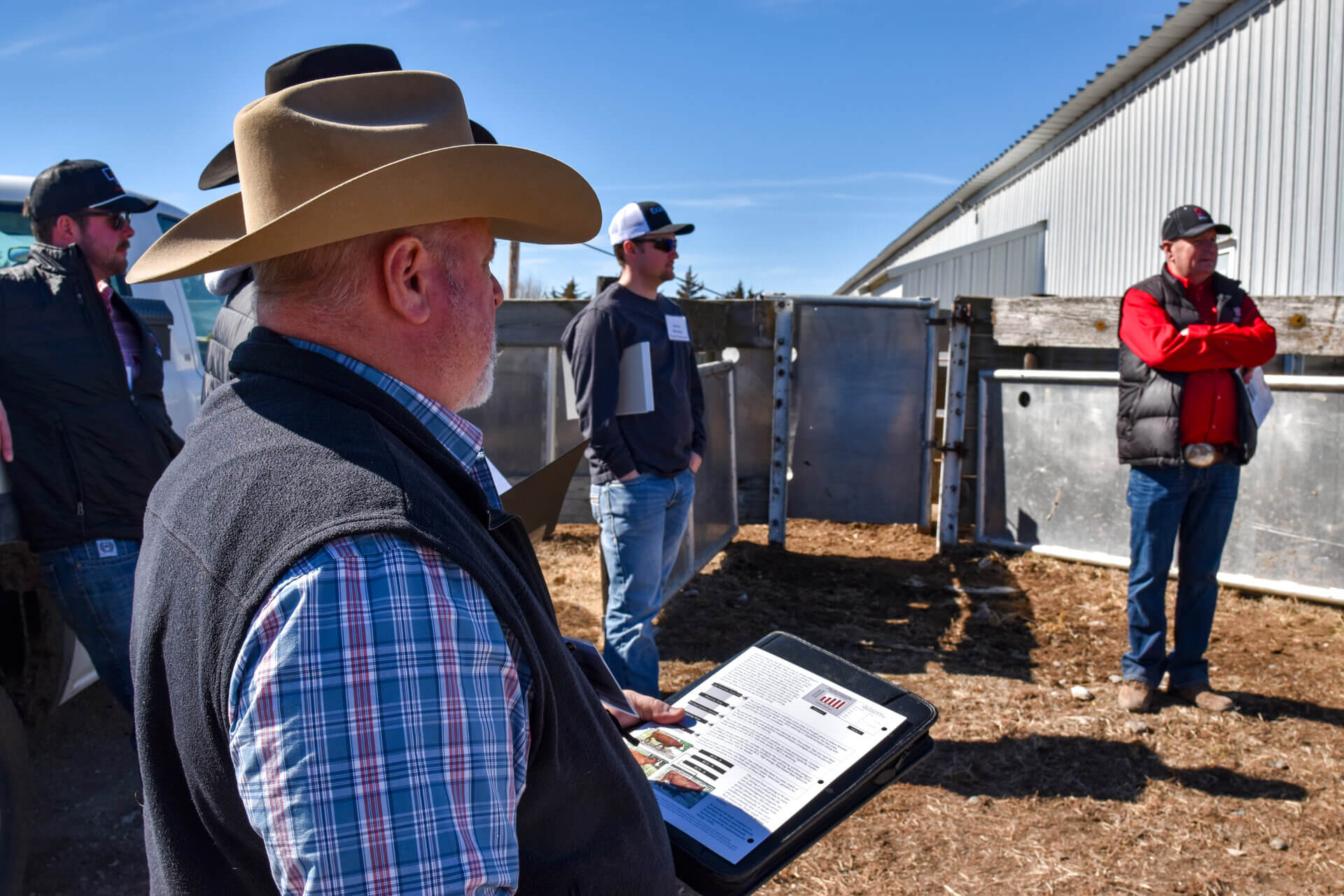 Midwest Feed Practicum class at beef systems initiative unit